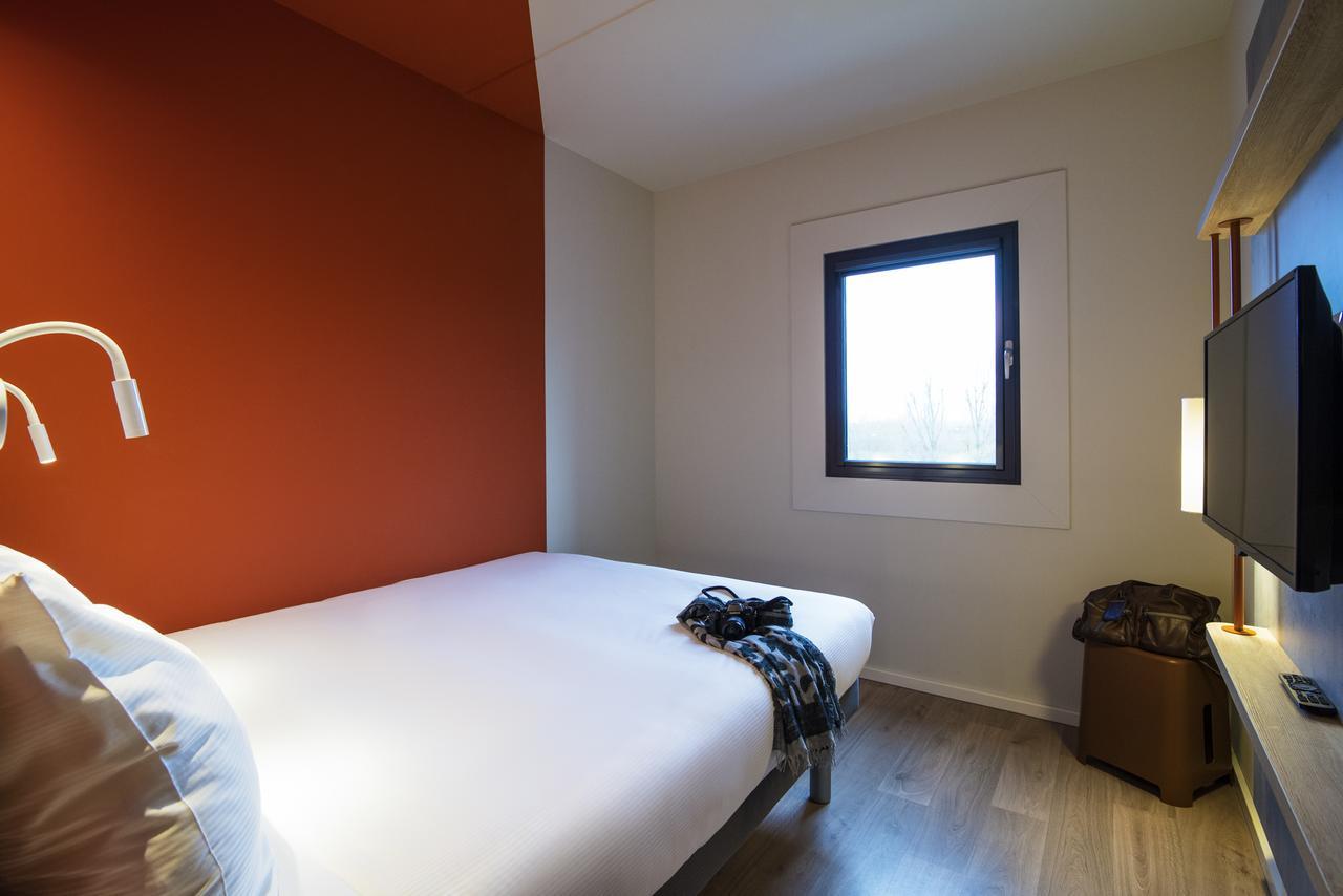 Standard Double Room,1772890151:JPEG