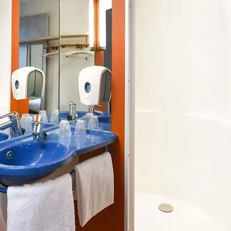 Ibis Budget Charleroi Airport-3