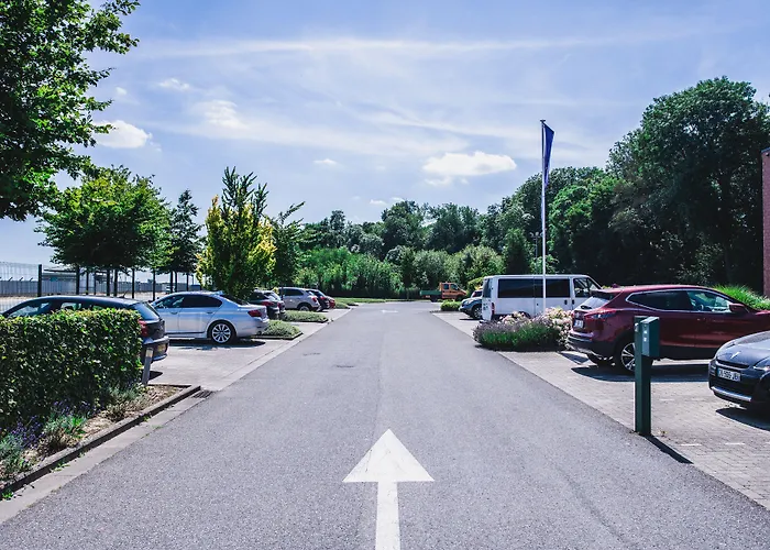 DC &Restaurant Charleroi AirportAirport Hotel